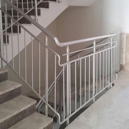 alüminyum korkuluk, camlı korkuluk, balkon korkuluğu, alüminyum küpeşte, merdiven korkuluğu, siyah korkuluk, kare küpeşte, yuvarlak korkuluk, korkuluk fiyatları, alüminyum trabzan, balkon demiri, merdiven tutamağı, profil korkuluk, camlı küpeşte, korkuluk modelleri, paslanmaz korkuluk, pleksi korkuluk, korkuluk montajı, balkon parmaklığı, alüminyum dikme