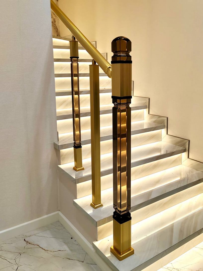 pleksi korkuluk, şeffaf küpeşte, merdiven korkuluğu, pleksi dikme, kristal korkuluk, pleksi trabzan, ışıklı korkuluk, pleksi baba, akrilik korkuluk, merdiven dikmesi, şeffaf trabzan, ledli korkuluk, pleksi küpeşte, lüks korkuluk, modern korkuluk, pleksi modelleri, cam korkuluk, balkon korkuluğu, pleksi aksesuar, pleksi montaj